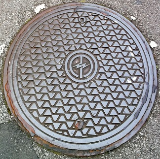 �����d�̓}���z�[��