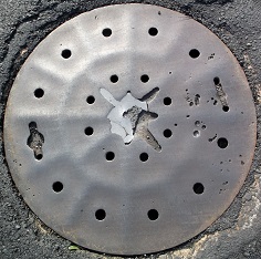 松江市マンホール