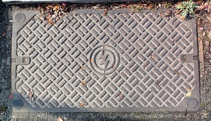 中国電力マンホール