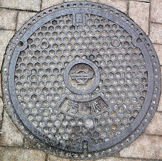 安来市マンホール