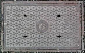 ���k�d�̓}���z�[��