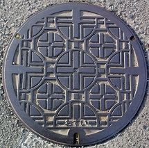 自治医大周辺下水道組合マンホール