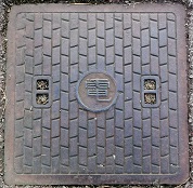 南河内町マンホール