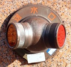 �L���s������