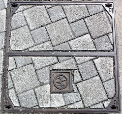 広島電鉄マンホール