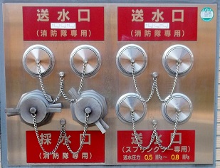 �a��s������