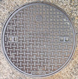 斑鳩町マンホール