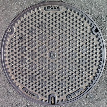 松山市マンホール