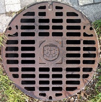 松山市マンホール