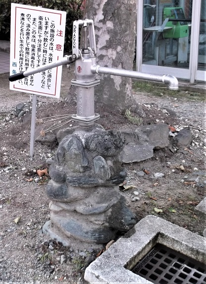 �����s�~����