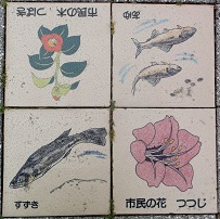 ���s����