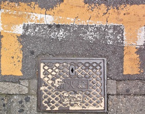 �z�J�E����������ƒc���ΐ�