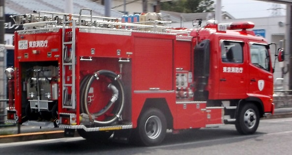 �������h�����h��