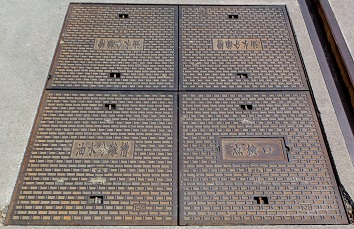 �\���������������_����