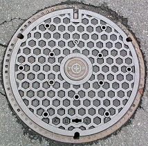 勝田市マンホール