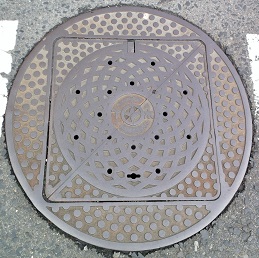 勝田市マンホール