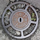 ���{�s������