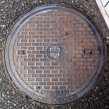 狛江市マンホール