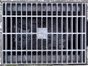 ��m�������a�W