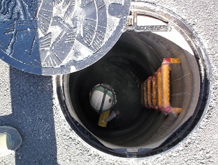 芦屋市マンホール工事