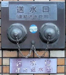 �}����s������