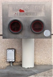 �L���s������