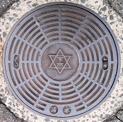 ���{�s�}���z�[��