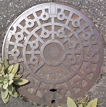 韮崎市マンホール