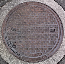 大月市マンホール