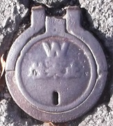 ���z�K���~����