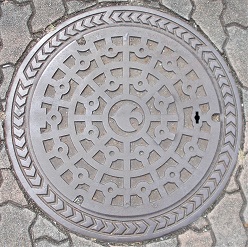 摂津市マンホール