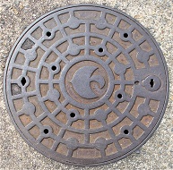 摂津市マンホール