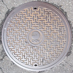 摂津市マンホール