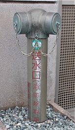 ���Îs������