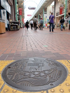 神戸市元町三丁目マンホール
