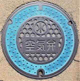 �\������C��