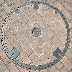 北陸電力マンホール