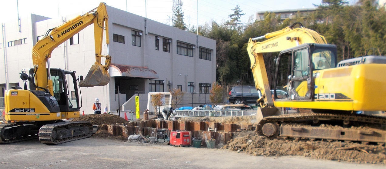 マンホール埋設工事