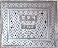 ��{����C��