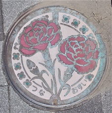 津名町マンホール