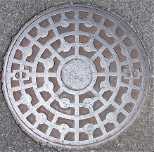 津名町マンホール