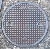 津名町マンホール