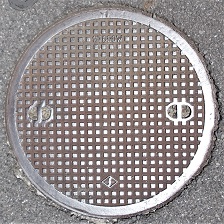 津名町マンホール