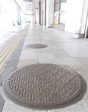 国鉄マンホール