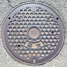 斑鳩町マンホール