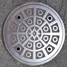 四日市市マンホール