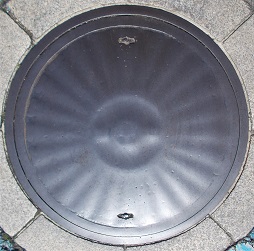 逓信省マンホール