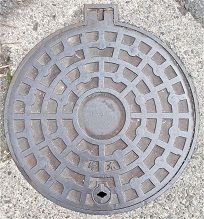 三郷町マンホール