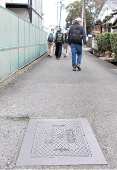 ��a�S�R�s�M����