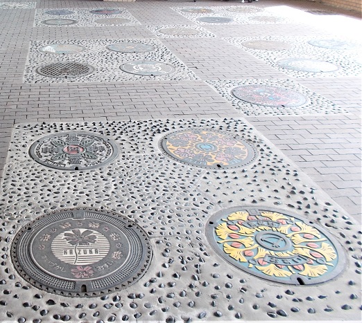 ���{�}���z�[��